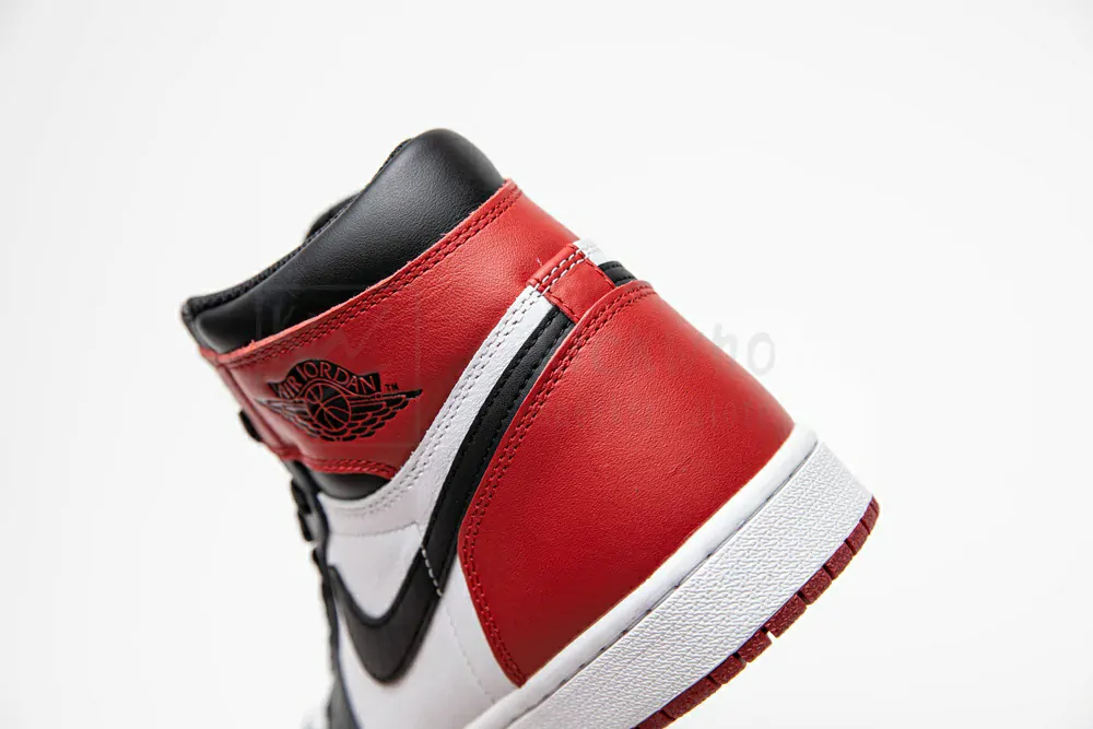 air jordan 1 og retro high black toe 555088 125